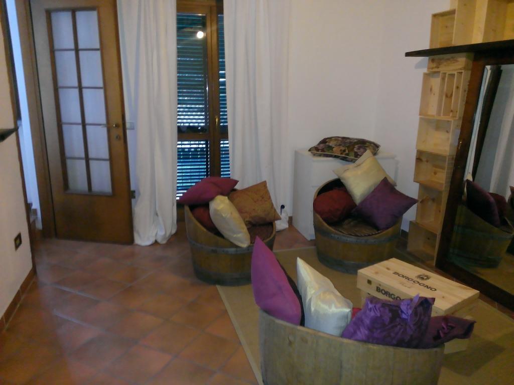 Rossobarolo Hotel Exterior photo