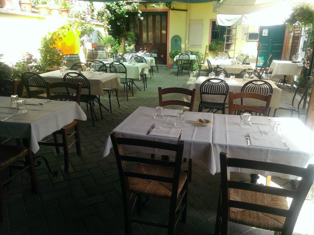 Rossobarolo Hotel Exterior photo